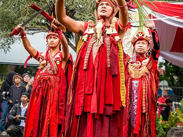 Kabasaran Attire